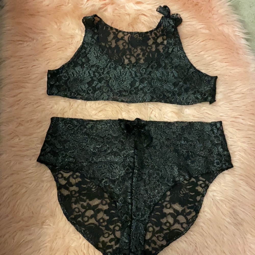 HANDMADE black lace lingerie set